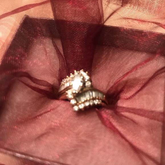 14kt Diamond Bridal Set - Picture 2 of 2